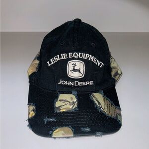 John Deere Leslie Equipment Hat Camo Distressed Barbed Wire Snapback Cap